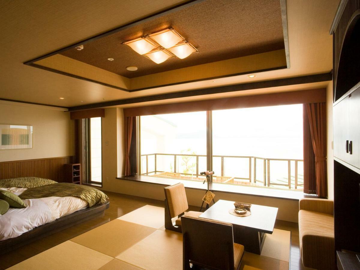 Lake Saroma Tsuruga Resort Kitami Eksteriør billede